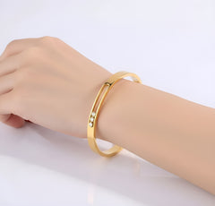 Luxury Titanium Steel Bracelet with Diamond Inlay, Non-Fading Groove Design – Chic Sliding Bangle for Girls